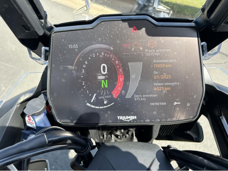 TRIUMPH TIGER 1200 RALLY PRO