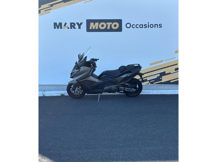 KYMCO AK 550