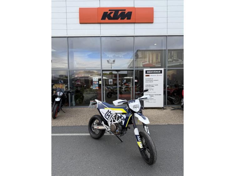  701 SUPERMOTO
