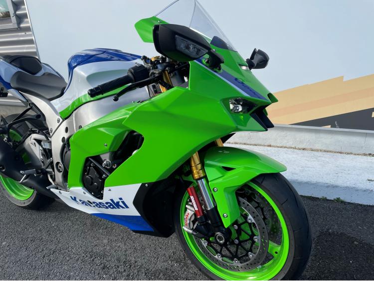 KAWASAKI ZX-10R