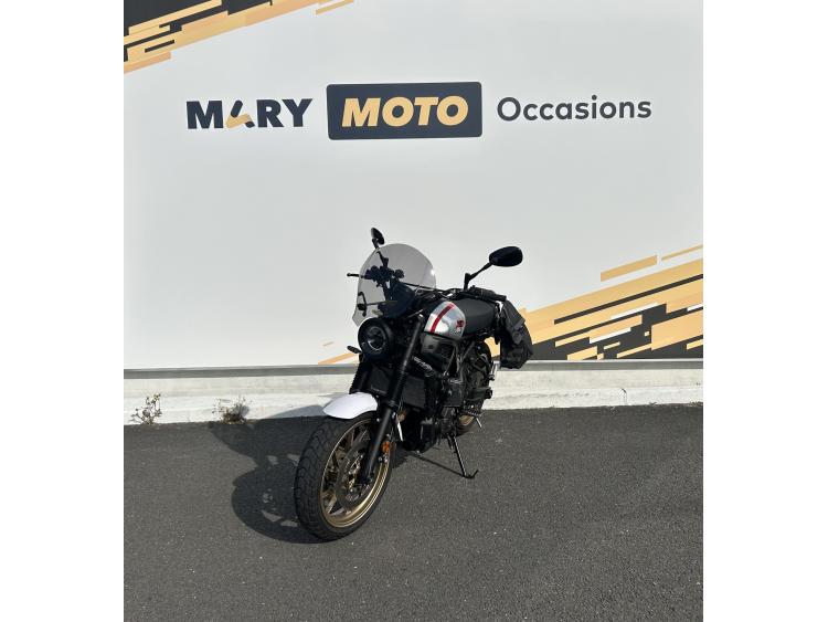 YAMAHA XSR 700 ABS