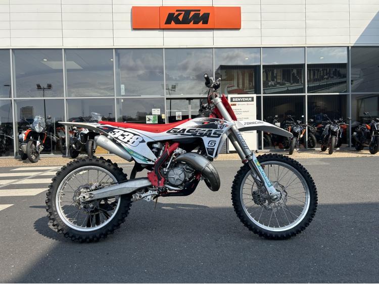 MC 125