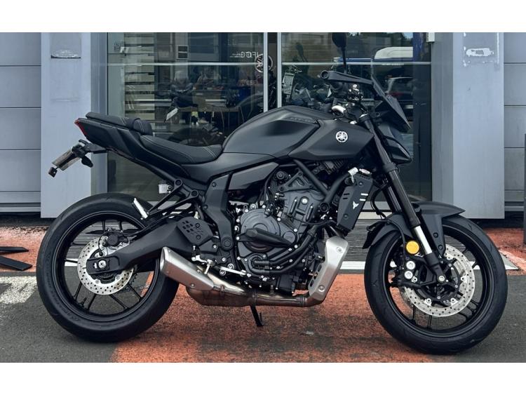 YAMAHA MT-07 (47.5CV)