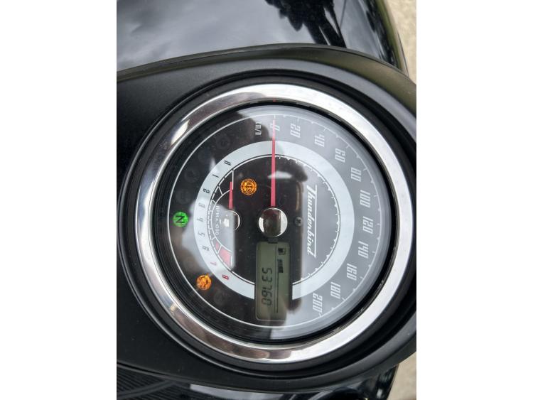 TRIUMPH THUNDERBIRD 1700 STORM