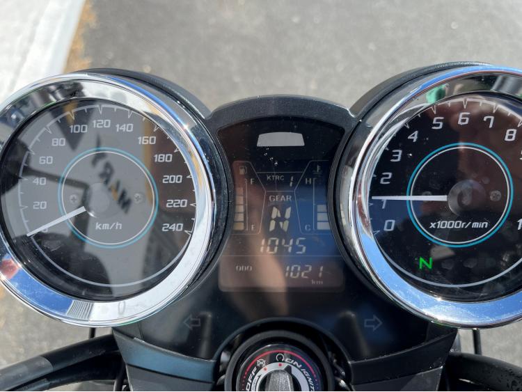 KAWASAKI Z 650 RS