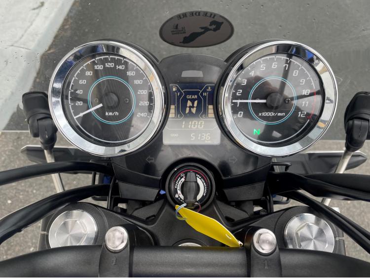KAWASAKI Z 650 RS 