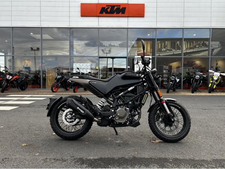 HUSQVARNA SVARTPILEN 125 ABS