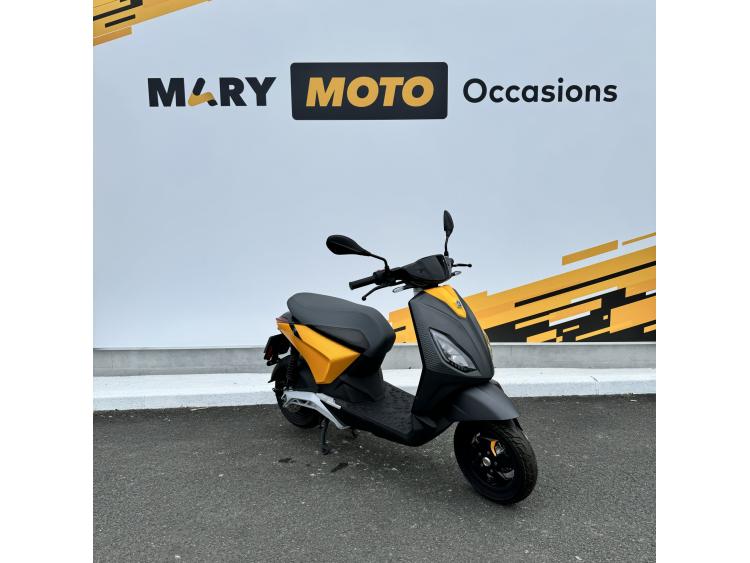 PIAGGIO 1 ACTIVE