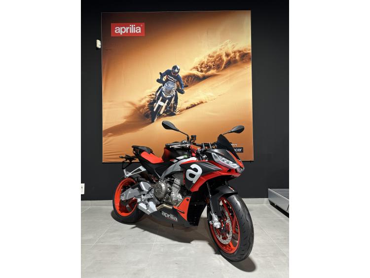 APRILIA TUONO 660