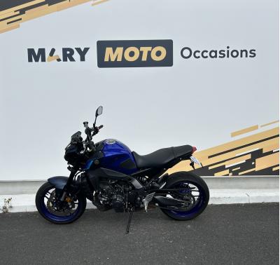 YAMAHA MT-09