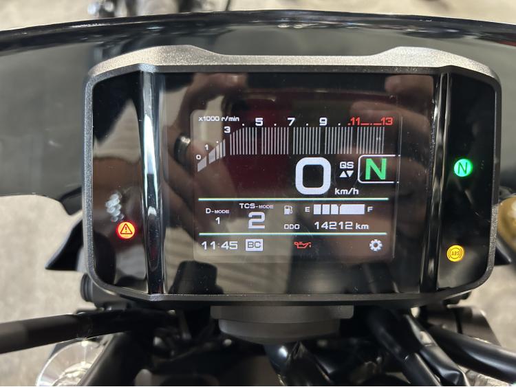 YAMAHA MT-09