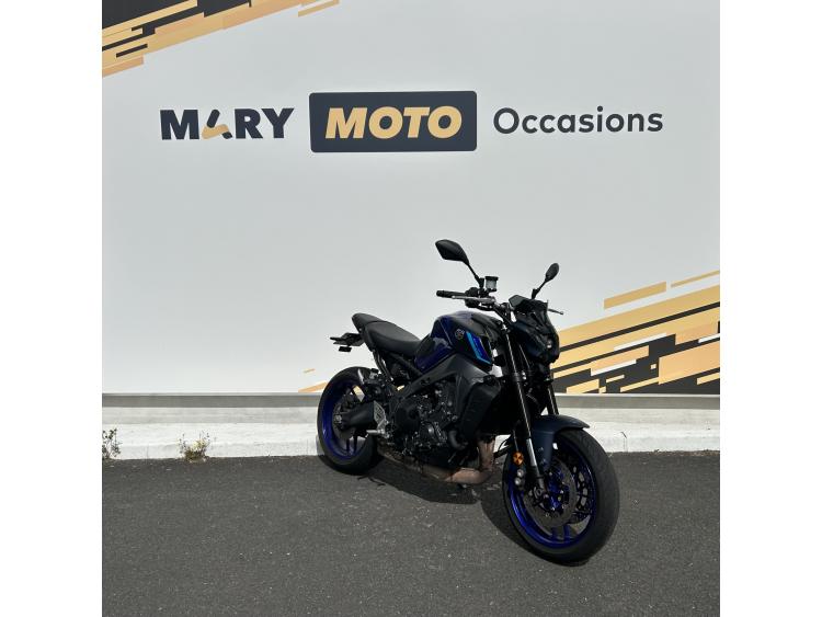 YAMAHA MT-09