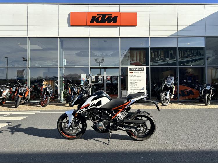 KTM 125 DUKE ABS