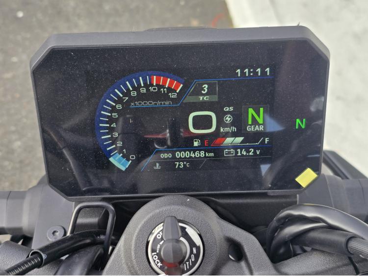 SUZUKI GSX-8S