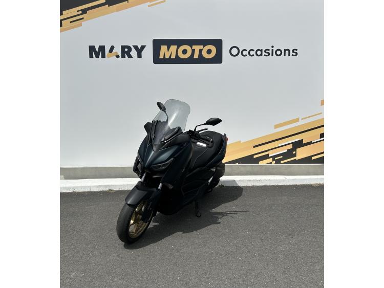 YAMAHA XMAX 300 Tech Max