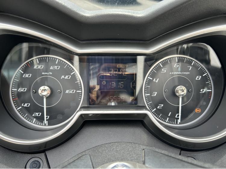 YAMAHA XMAX 300 Tech Max