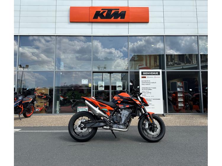 KTM 890 DUKE GP