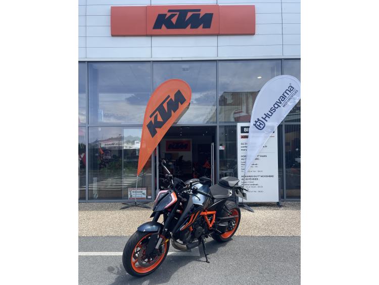 KTM 1290 SUPER DUKE R