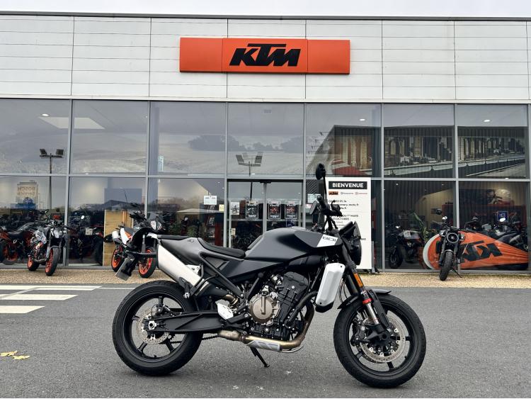 HUSQVARNA SVARTPILEN 801